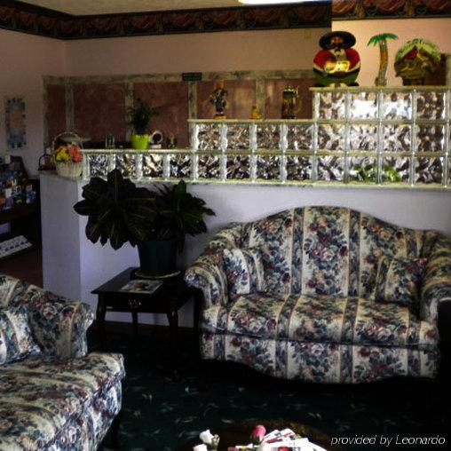 Western Express Motel 2*